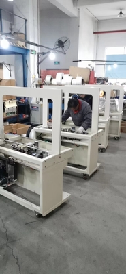 Kartondoos 350W Semi Automatische het Vastbinden Machine60kg Spanning Halfautomatische het Vastbinden Machine voor Plastic pp-Riem