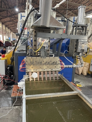 Eenvoudige schroef PP band extrusielijn PP band maken machine PP band maken machine met 1 tot 4 geëxtrudeerde riemen