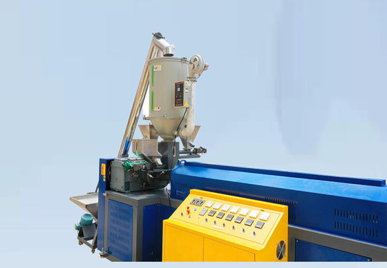 5-19mm Op Maat Gemaakte Enkele Schroef PP Band Productiemachine Met Dubbel Station Wikkelaar