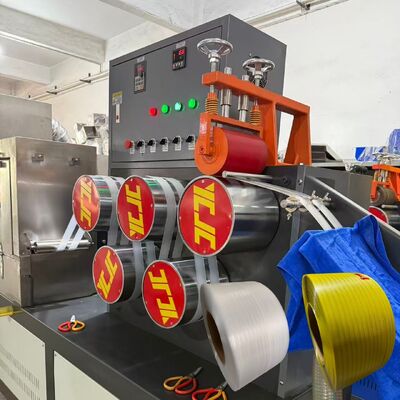 100KW PP Strapping Tape Productie Machine Aanpasbare Voeding En PLC Besturing