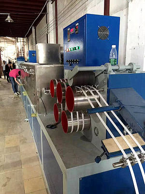 100 kg/uur 0,45 mm 0,5 mm PET PP band maken machine 80 kW met PLC-besturingssysteem