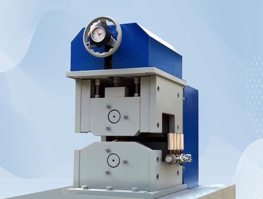 PE Polyethyleen Plastic Film het In reliëf maken Machine18kw Automatische 1200mm Breedte