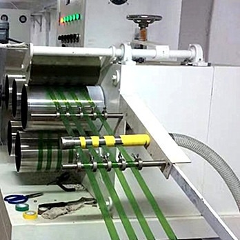 De Uitdrijvingslijn 0.41.2mm van de HUISDIERENriem de Macht van de Dikte850kg Spanning 120KW