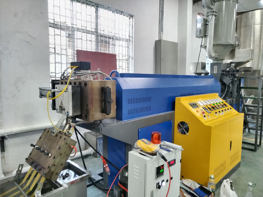 De landbouwpp-Extruder die van de Riemband tot Machine maken Enige Dubbele Schroef